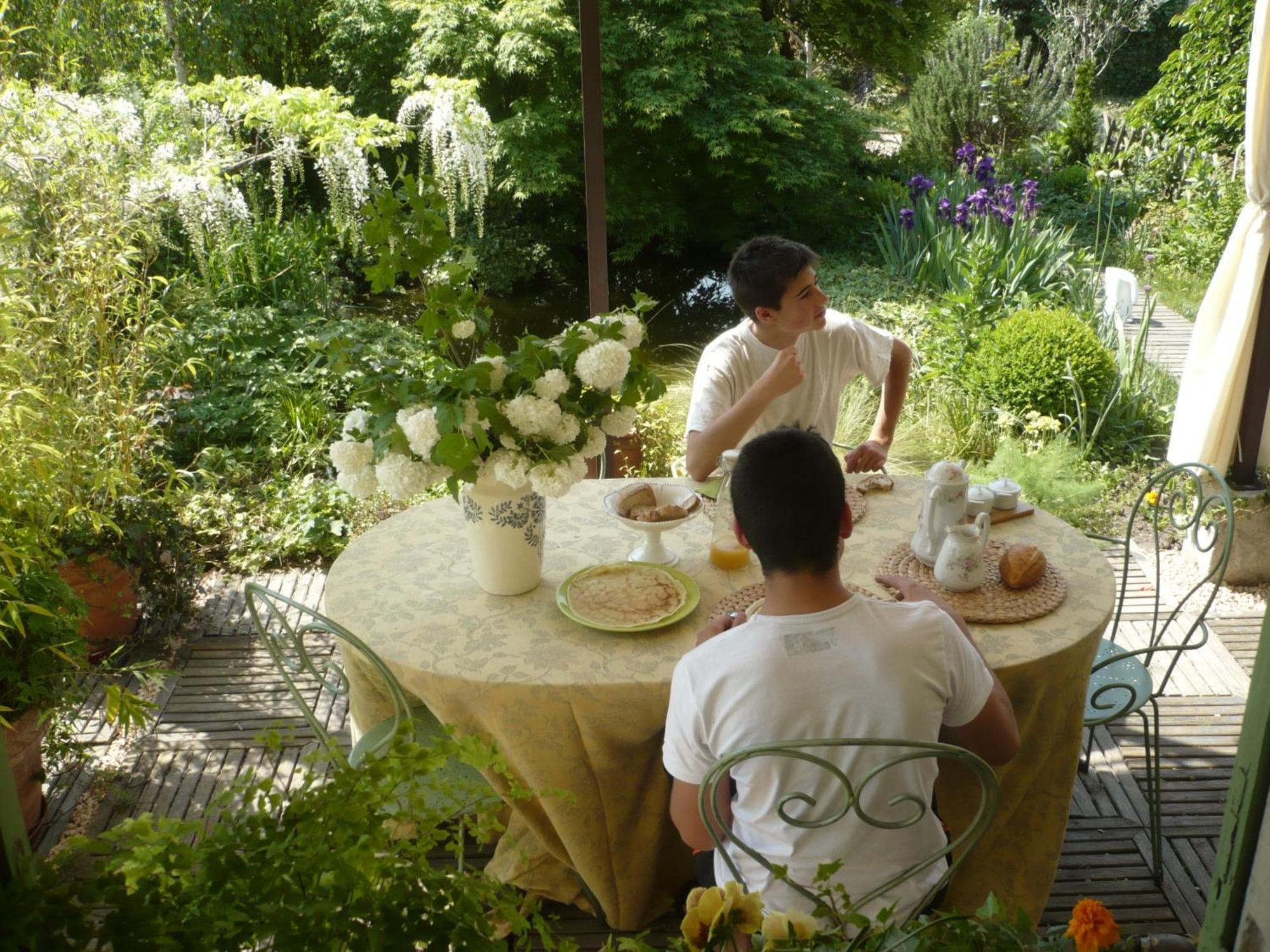 بيسكاروس Chambres "Au Jardin" المظهر الخارجي الصورة