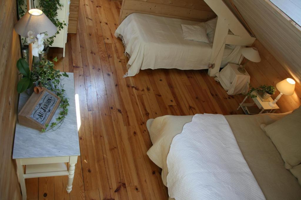 بيسكاروس Chambres "Au Jardin" الغرفة الصورة