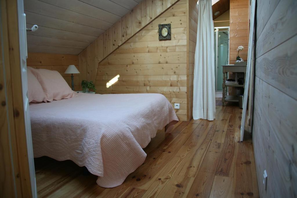 بيسكاروس Chambres "Au Jardin" الغرفة الصورة